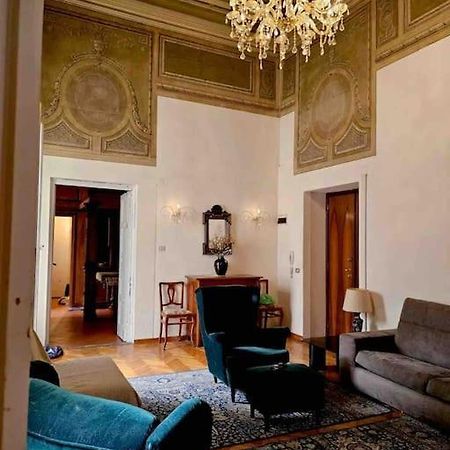 Appartamento Storico Nel Centro Florença Exterior foto