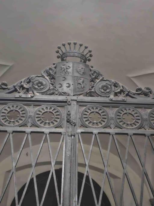 Appartamento Storico Nel Centro Florença Exterior foto
