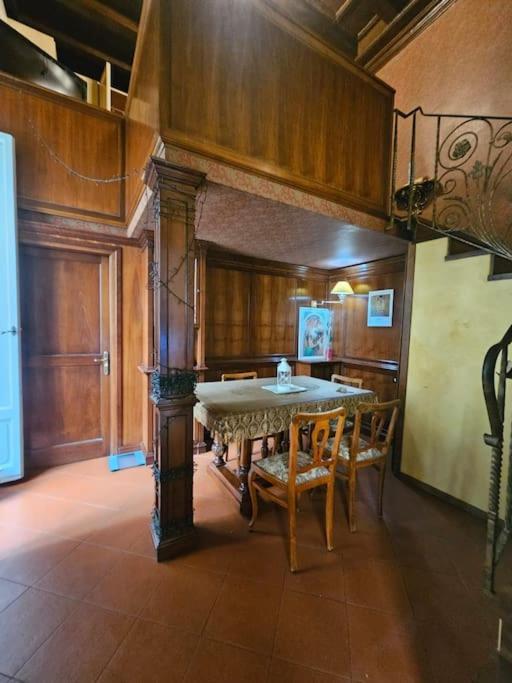 Appartamento Storico Nel Centro Florença Exterior foto